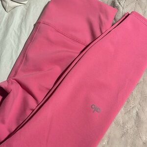 ALO Yoga Bright Pink Leggings